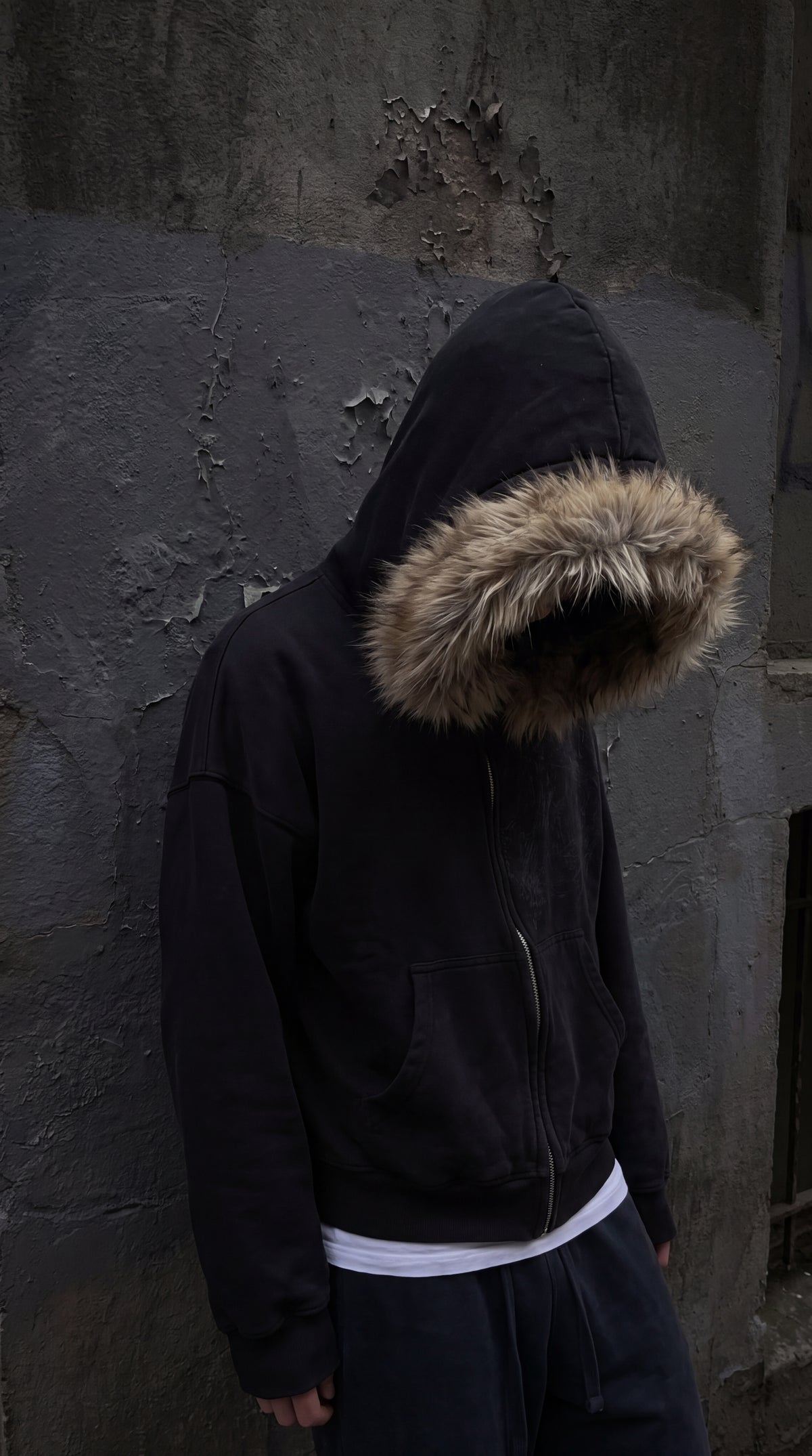 MUKURO FUR-HOOD ZIP HOODIE