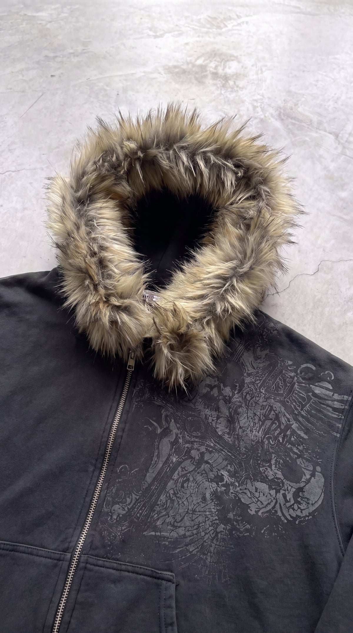 MUKURO FUR-HOOD ZIP HOODIE